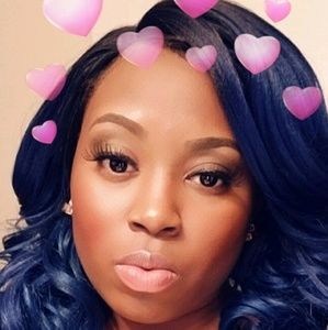 Meet your Posher, Toiya